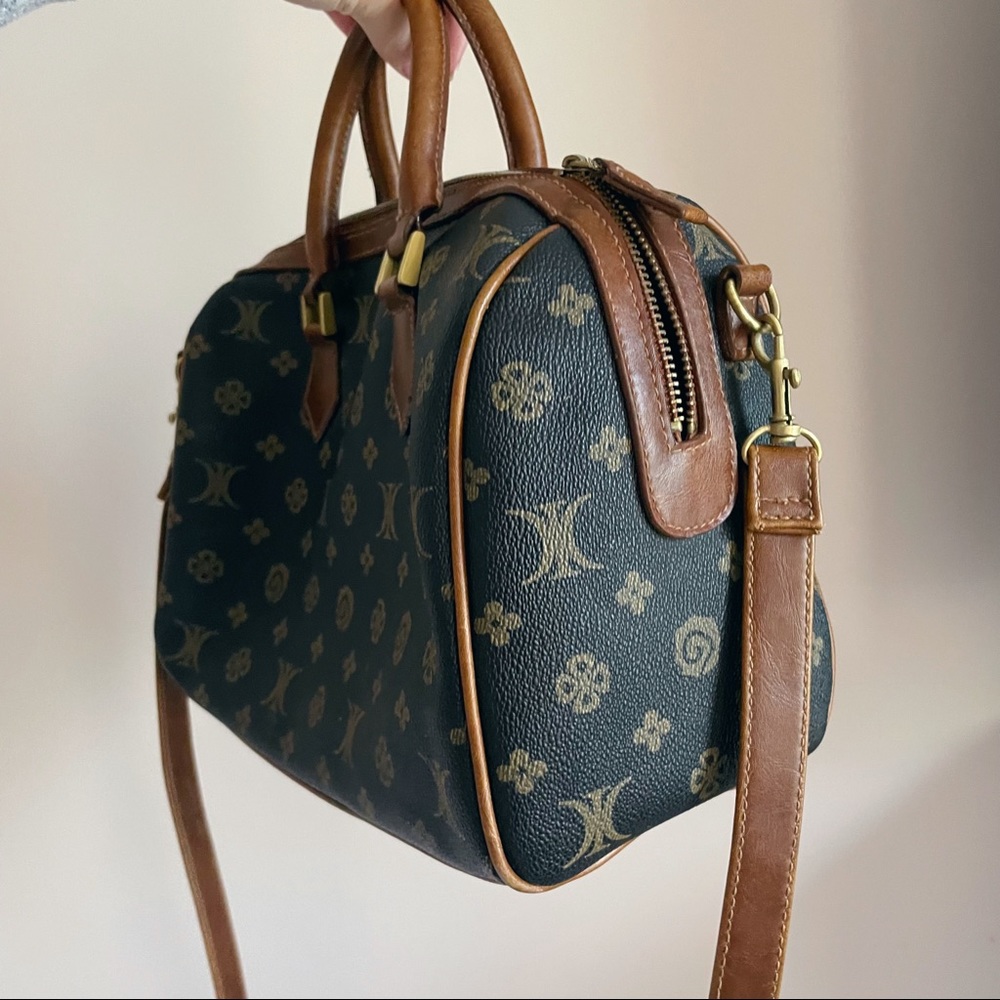 Logo Monogram Crossbody Designer - Picture 11 of 12